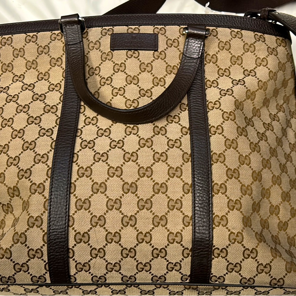 Gucci Tote. Gently used.